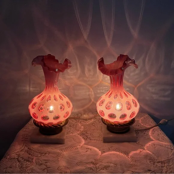 Vintage Fenton Opalescent Coin Dot Cranberry Boudoir Glass Lamp Light PAIR Marbl - Picture 2 of 16
